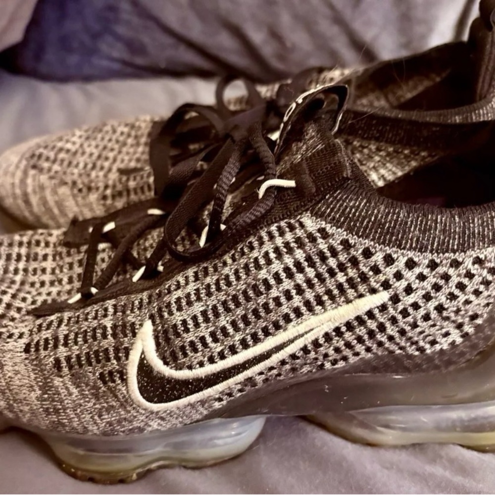 Nike Vapormax Women’s Shoes - Size 8.5 - Excellent Condition- FAST SHIP